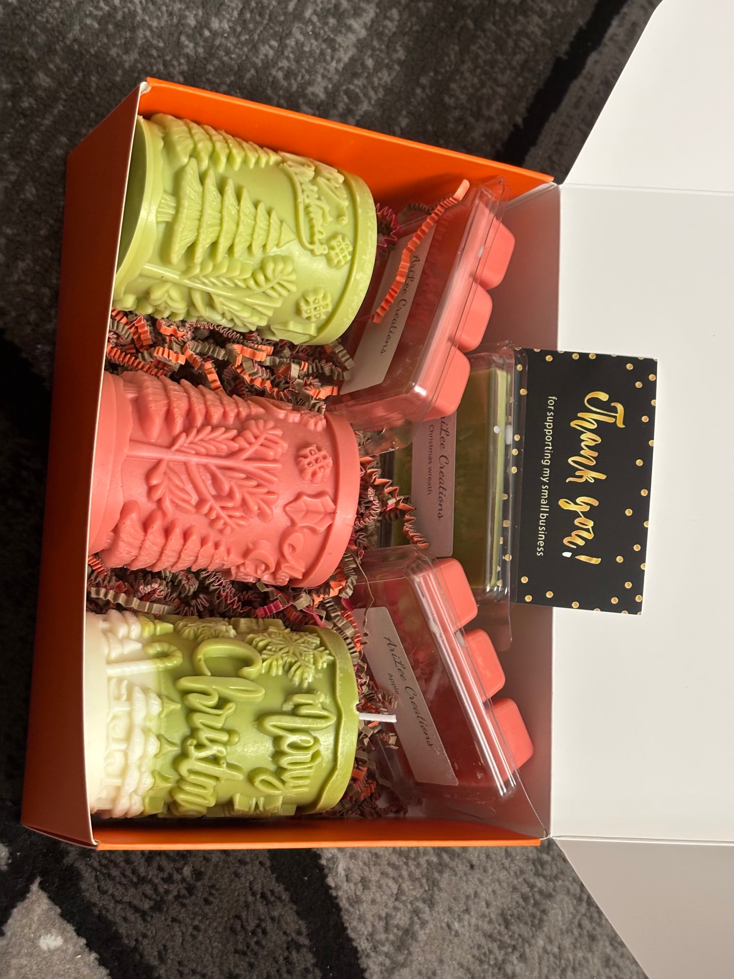 3 candle 3 wax melt holiday boxes
