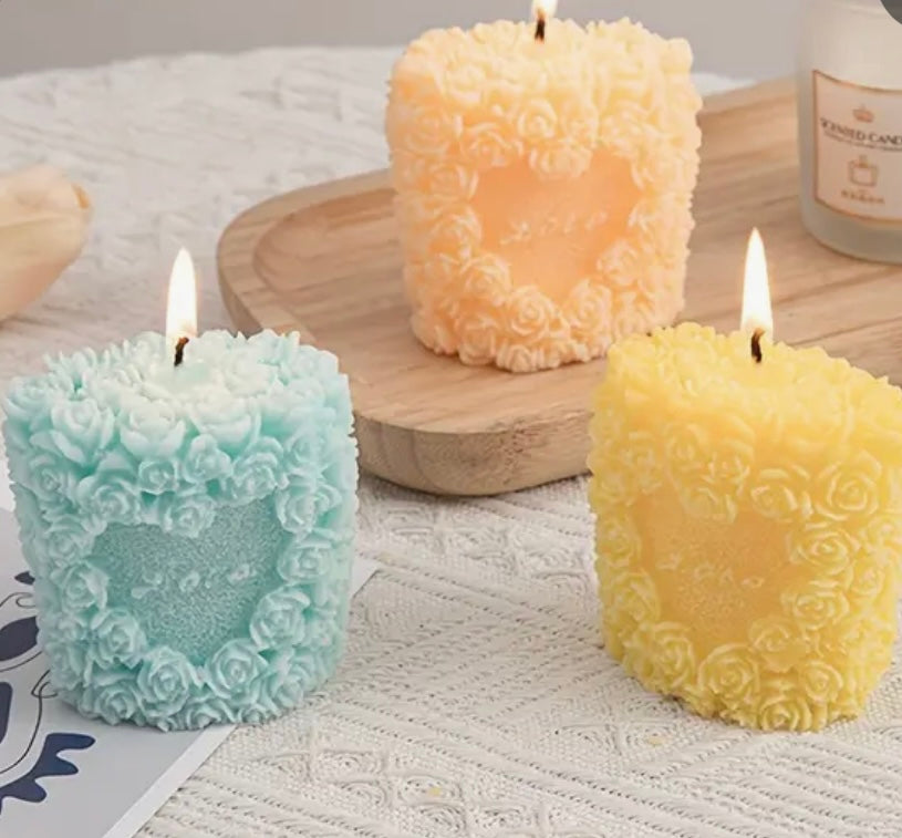 Love rose bud candle